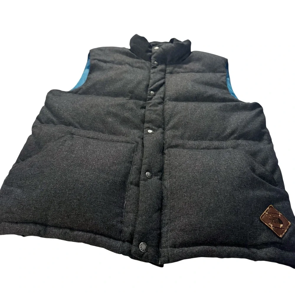 The North Face Puffer Vest Goose Down Men's M Medium Grey zipper gorpcore winter